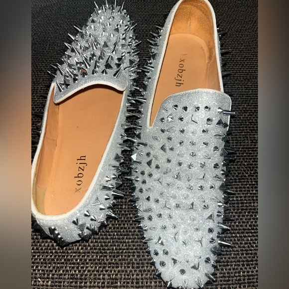 Silver spiked dress shoes - Prom, homecoming, weddings ect. Size 46 or 13 - Picture 7 of 8